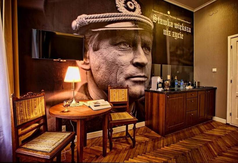 هتل Stare Kino Cinema Residence