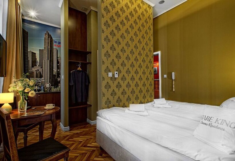 هتل Stare Kino Cinema Residence
