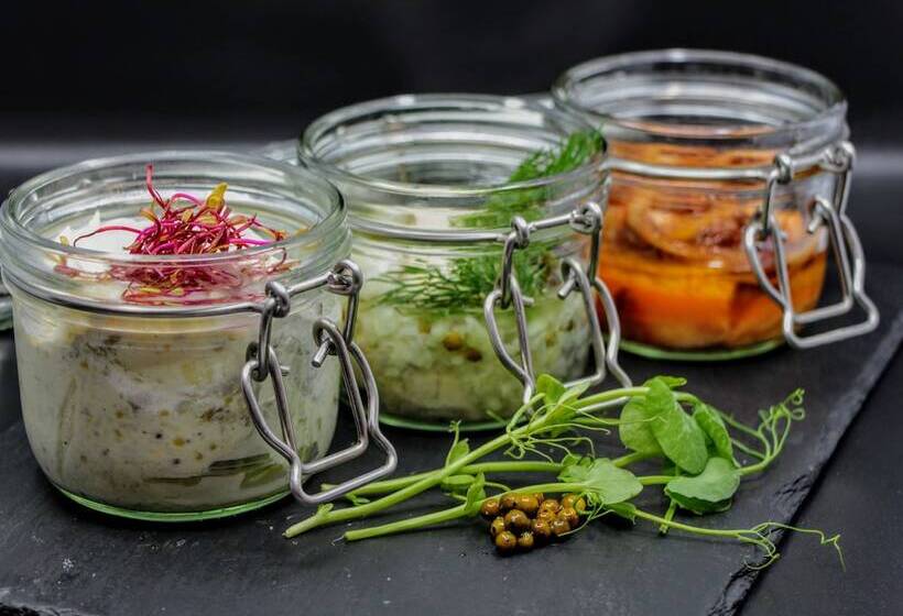 هتل Stare Kino Cinema Residence