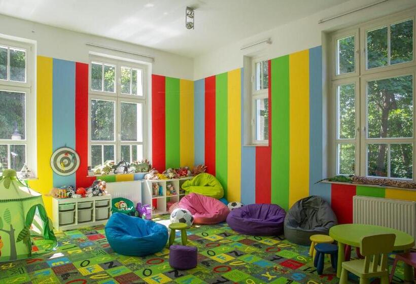 Отель Cesarskie Ogrody