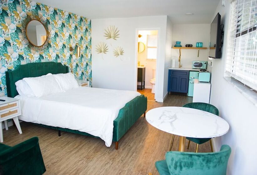 فندق Sunburst Inn