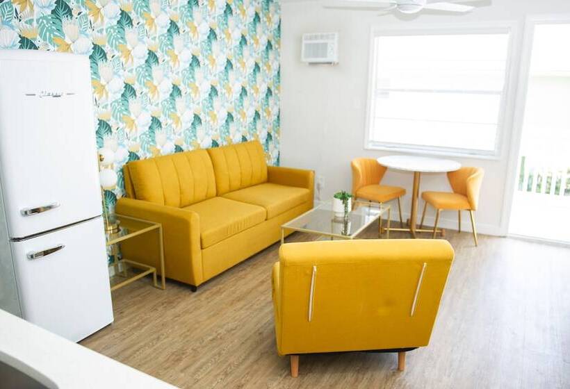 فندق Sunburst Inn