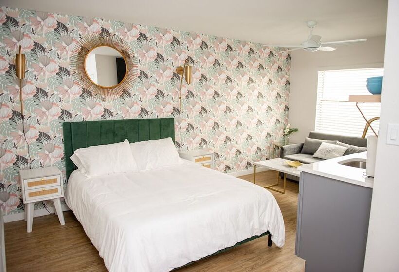 فندق Sunburst Inn