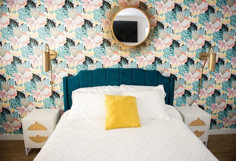 فندق Sunburst Inn