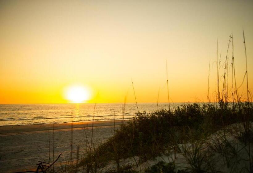 فندق Sunburst Inn