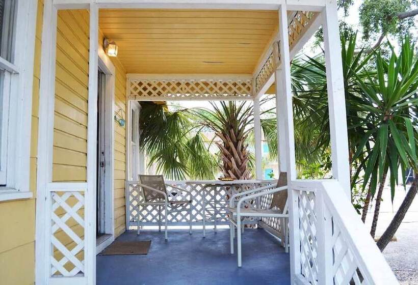 فندق Sunshine Cozy Cottages