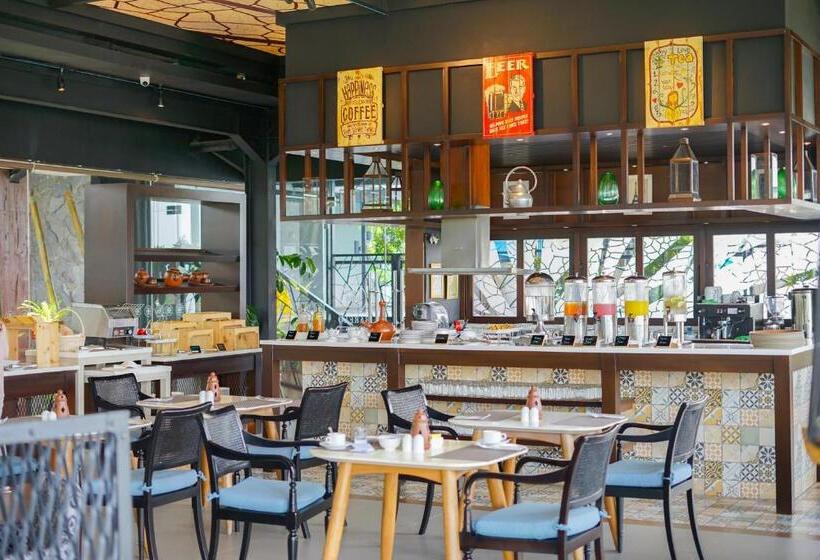 酒店 Swissbelinn Saripetojo Solo