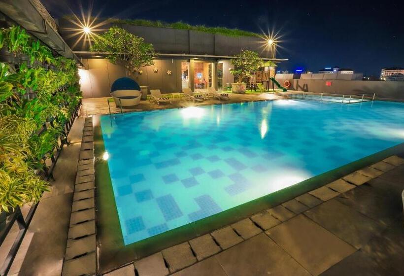 酒店 Swissbelinn Saripetojo Solo