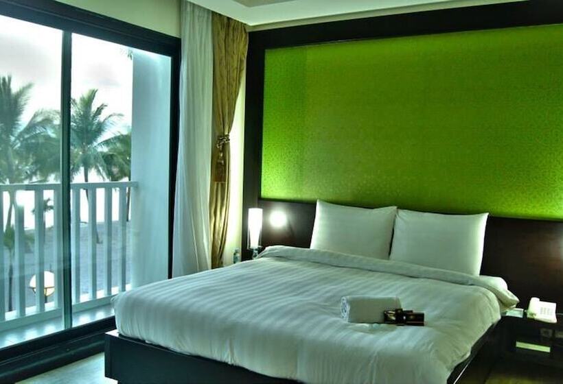 Terrace Hotel Subic Bay