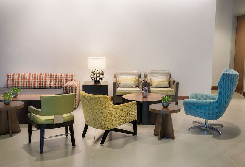 The Hotel At Oberlin