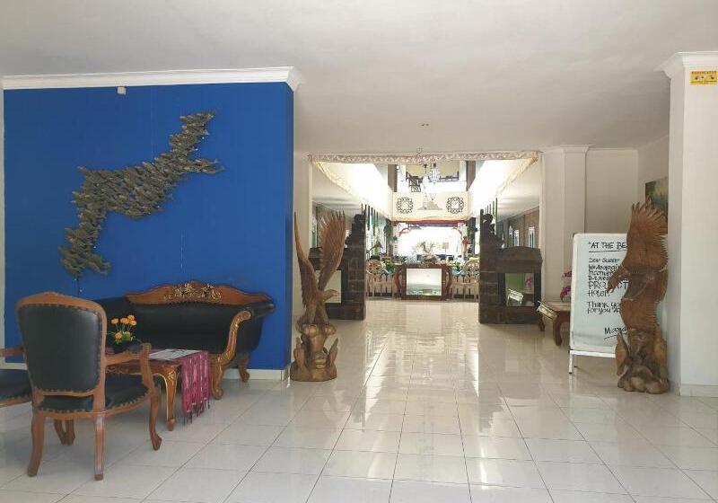 酒店 The Beach Candidasa