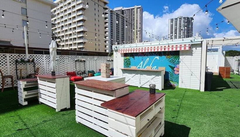 ホテル The Beach Waikiki Boutique Hostel