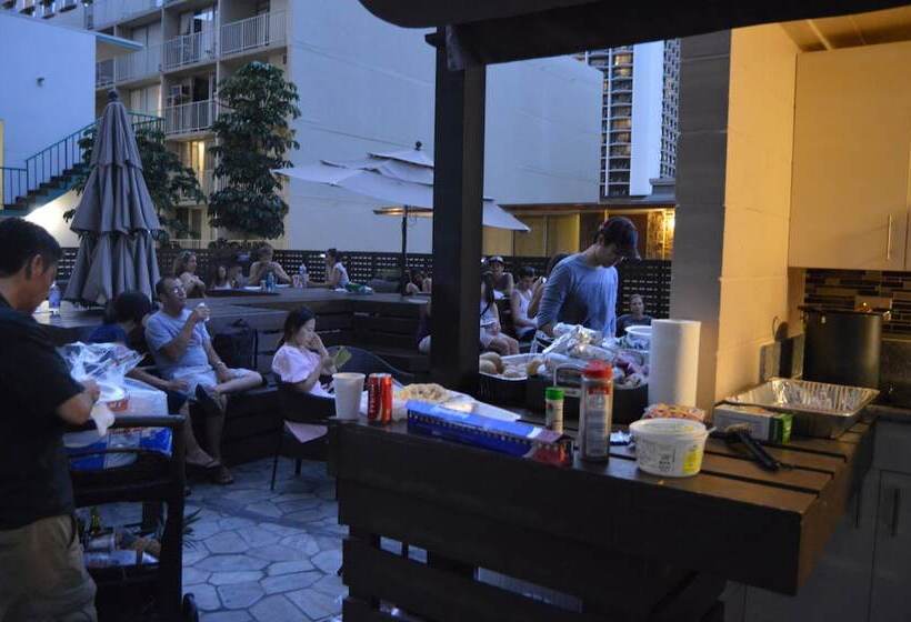 ホテル The Beach Waikiki Boutique Hostel