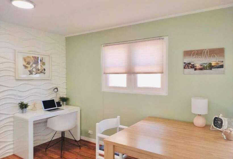 ホテル The Beach Waikiki Boutique Hostel