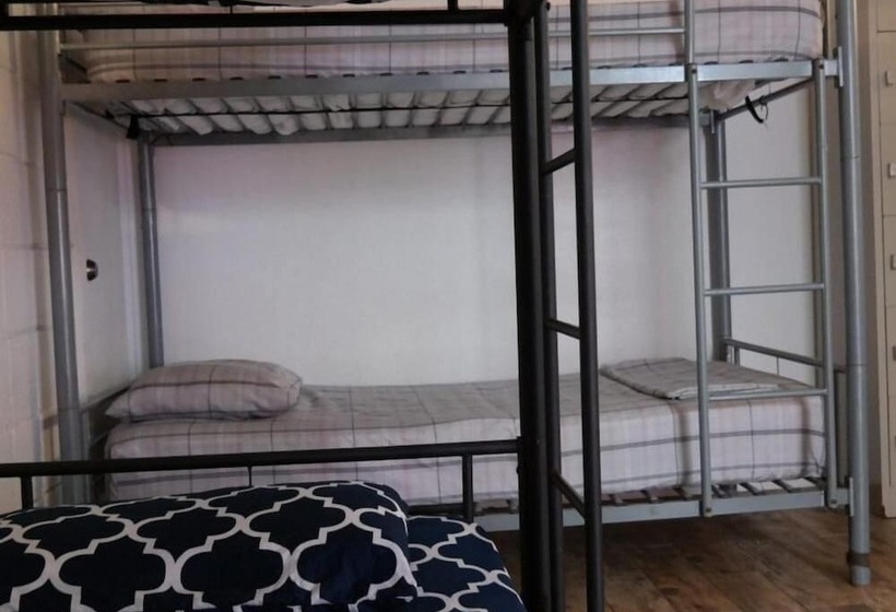 ホテル The Beach Waikiki Boutique Hostel