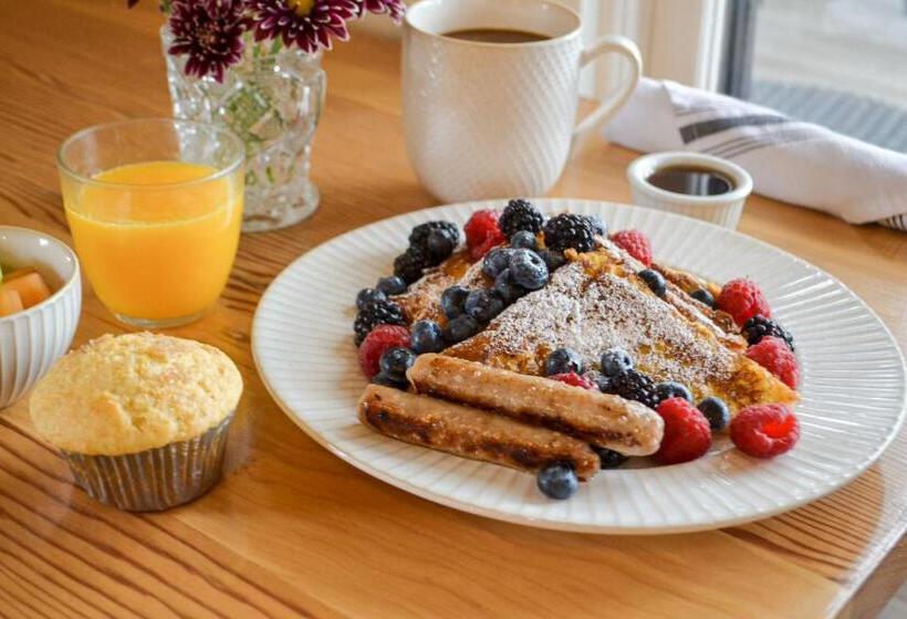 فندق The Grape Leaf Inn