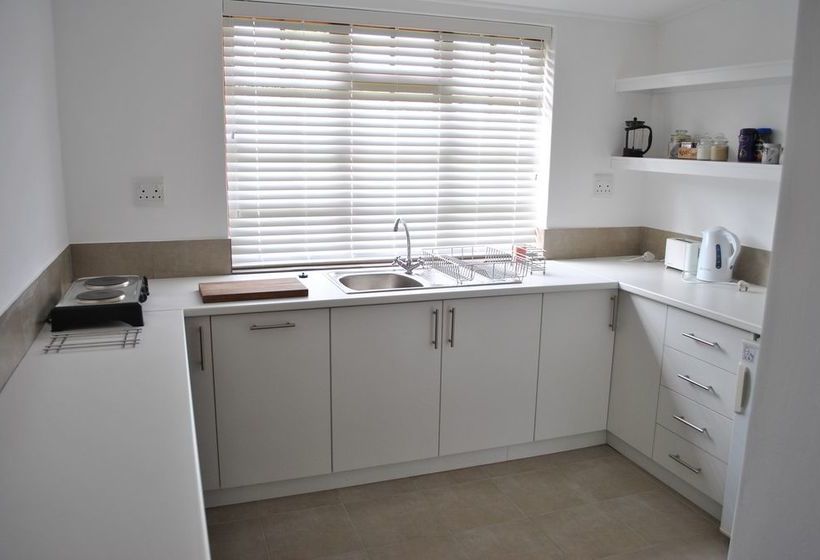 בית מלון כפרי The Hideaway