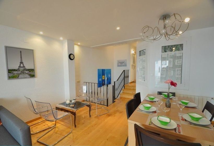 호텔 The Moonlight Sea View