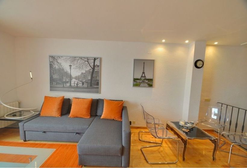 호텔 The Moonlight Sea View