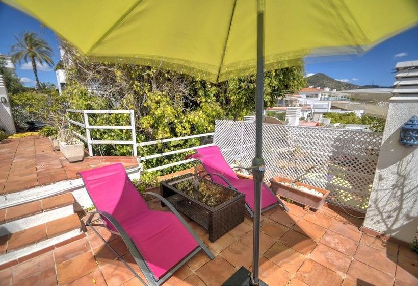 호텔 The Moonlight Sea View