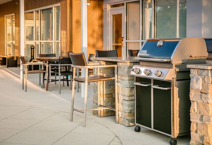 فندق Towneplace Suites By Marriott Kansas City Airport