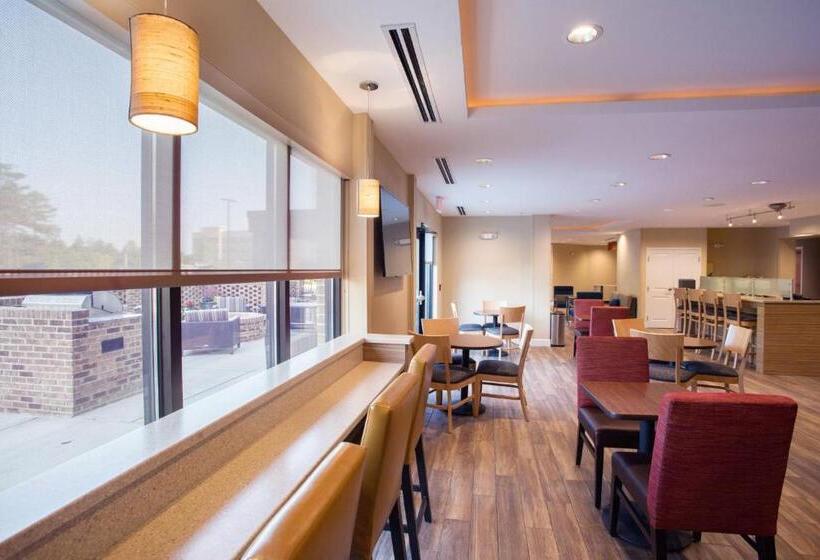 בית מלון כפרי Towneplace Suites By Marriott Southern Pines Aberdeen