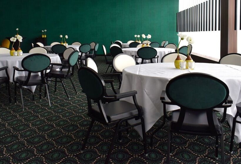 בית מלון כפרי Van Der Valk Zaltbommela2