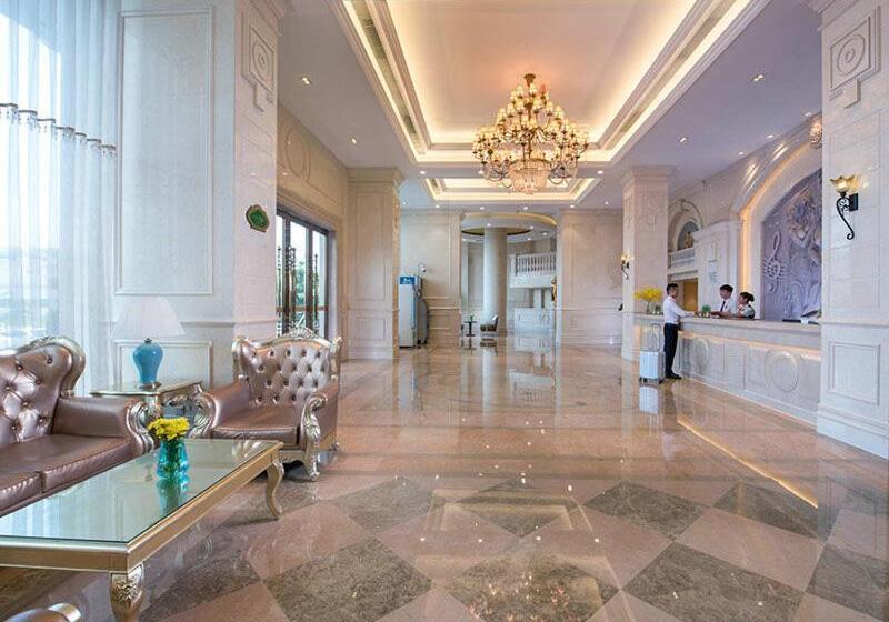 Vienna International Hotel Luogang Wanda Plaza