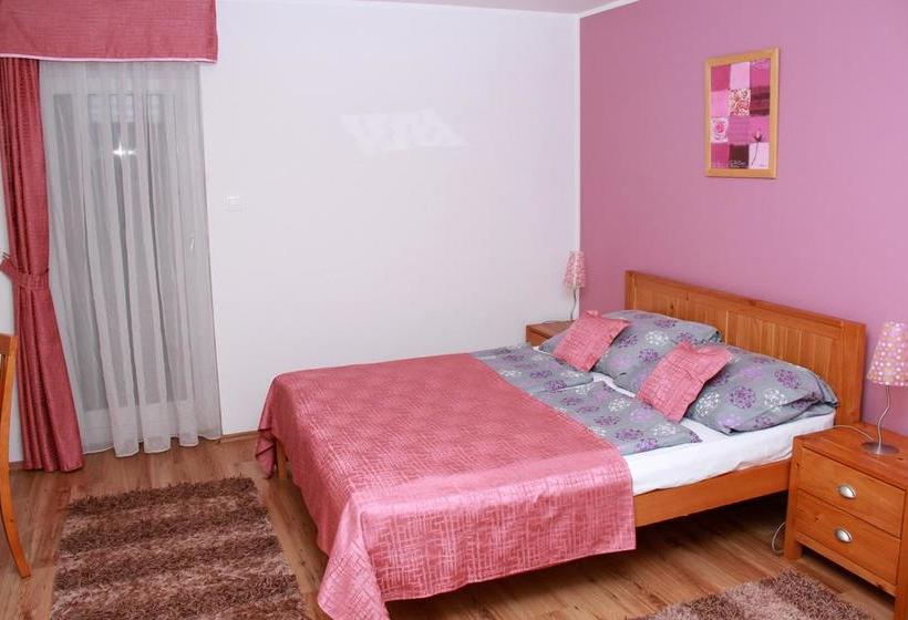 فندق Villa Italia