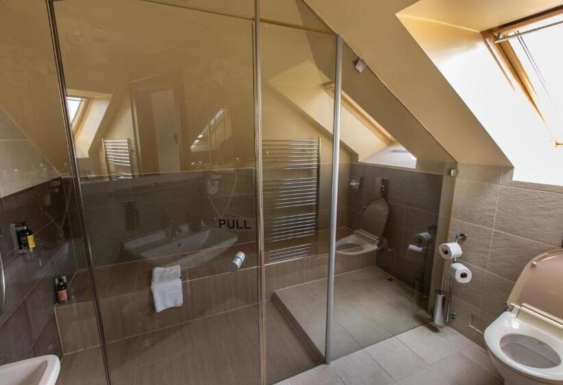 فندق Villa Nečas žilina