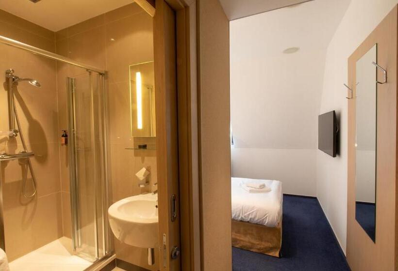 فندق Villa Nečas žilina