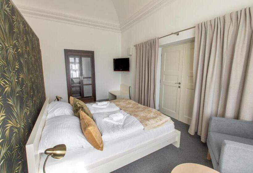 فندق Villa Nečas žilina