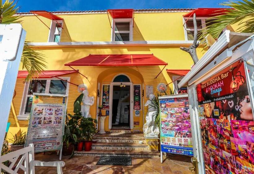 酒店 Villa Sinclair Beach Suites And Spa