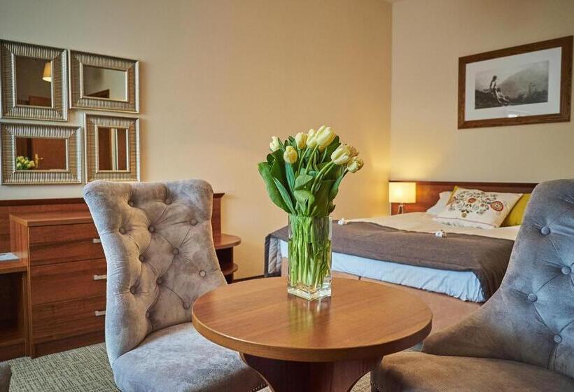 هتل Villa Vita Krupówki