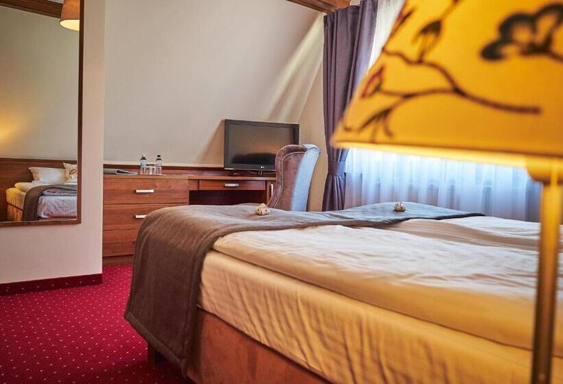 هتل Villa Vita Krupówki