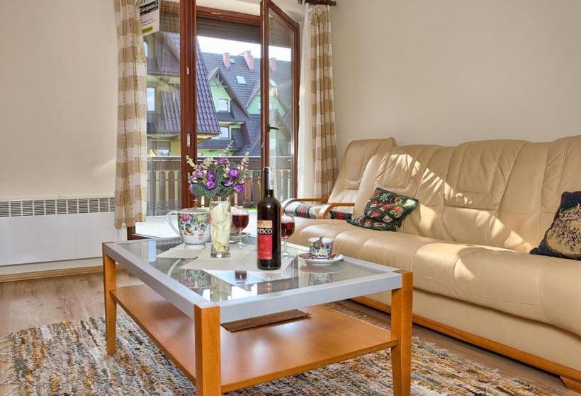 בית מלון כפרי Visitzakopane Rainbow Apartments