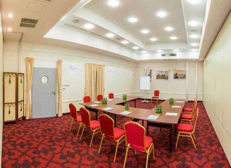 Отель Willa Hueta