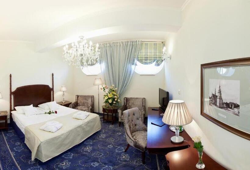 Отель Willa Hueta