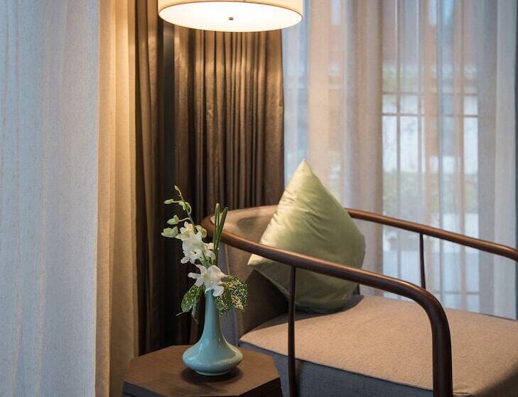 Отель Yagu Resort Hangzhou