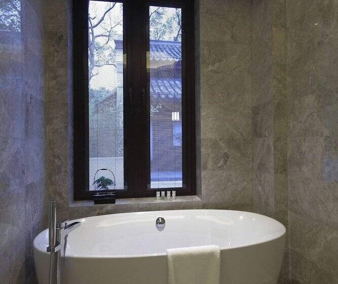 Отель Yagu Resort Hangzhou