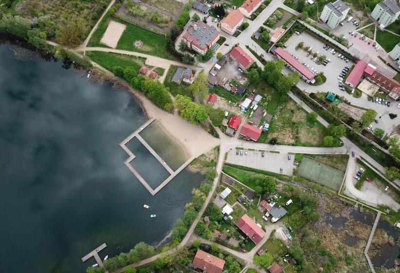 בית מלון כפרי Zajazd Pod Kasztanami