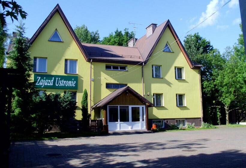 ホテル Zajazd Ustronie