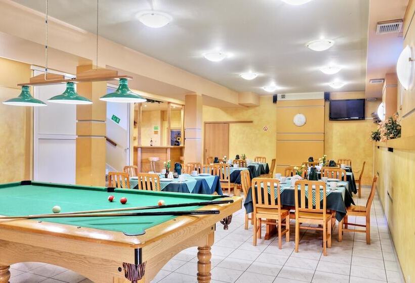 ホテル Zajazd Ustronie