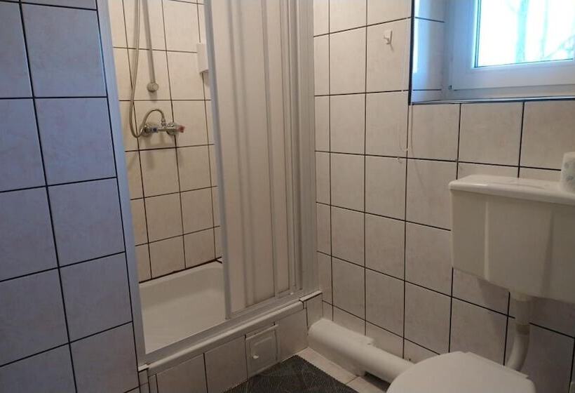 هتل Zajazd Ustronie