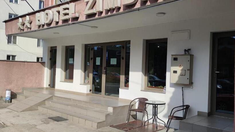 호텔 Zimbru