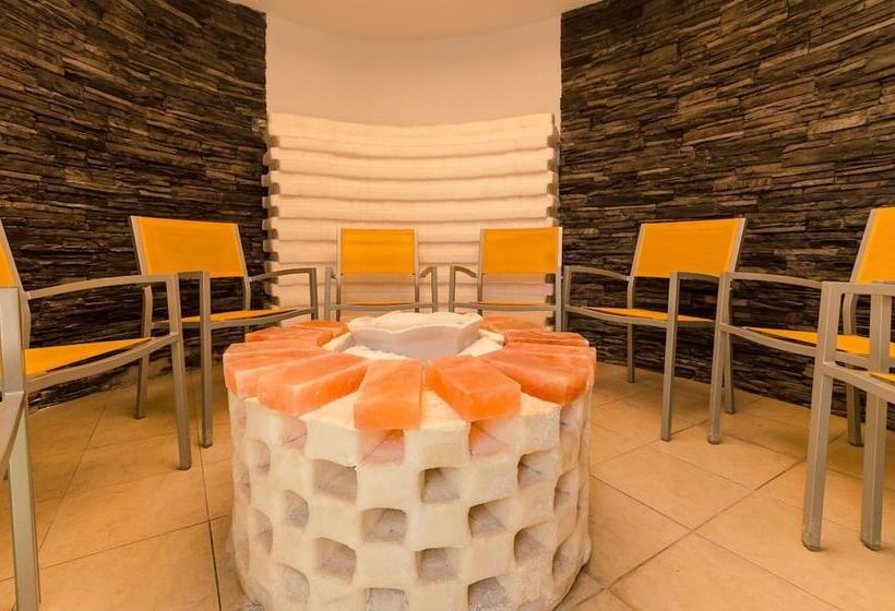 Hunguest Hotel Apollo