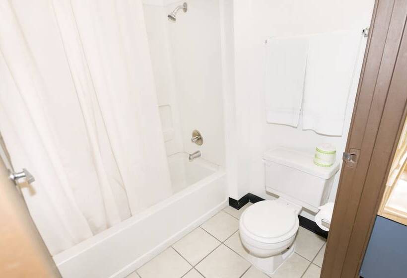 فندق على الطريق Morada Inn