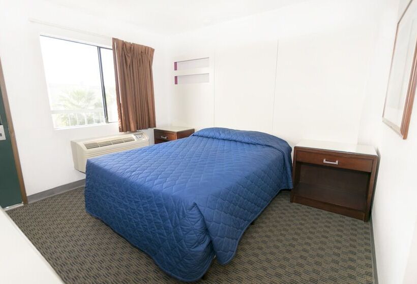 فندق على الطريق Morada Inn