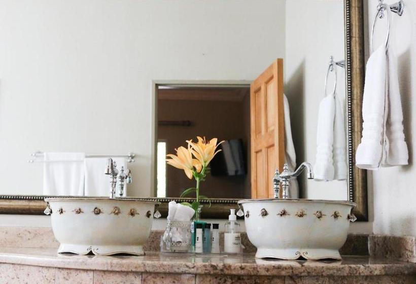 פנסיון Art Lovers Guesthouse