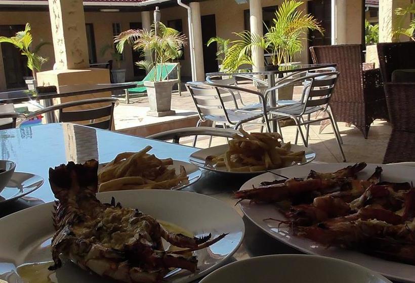 פנסיון Palmeiras Guest House Matola